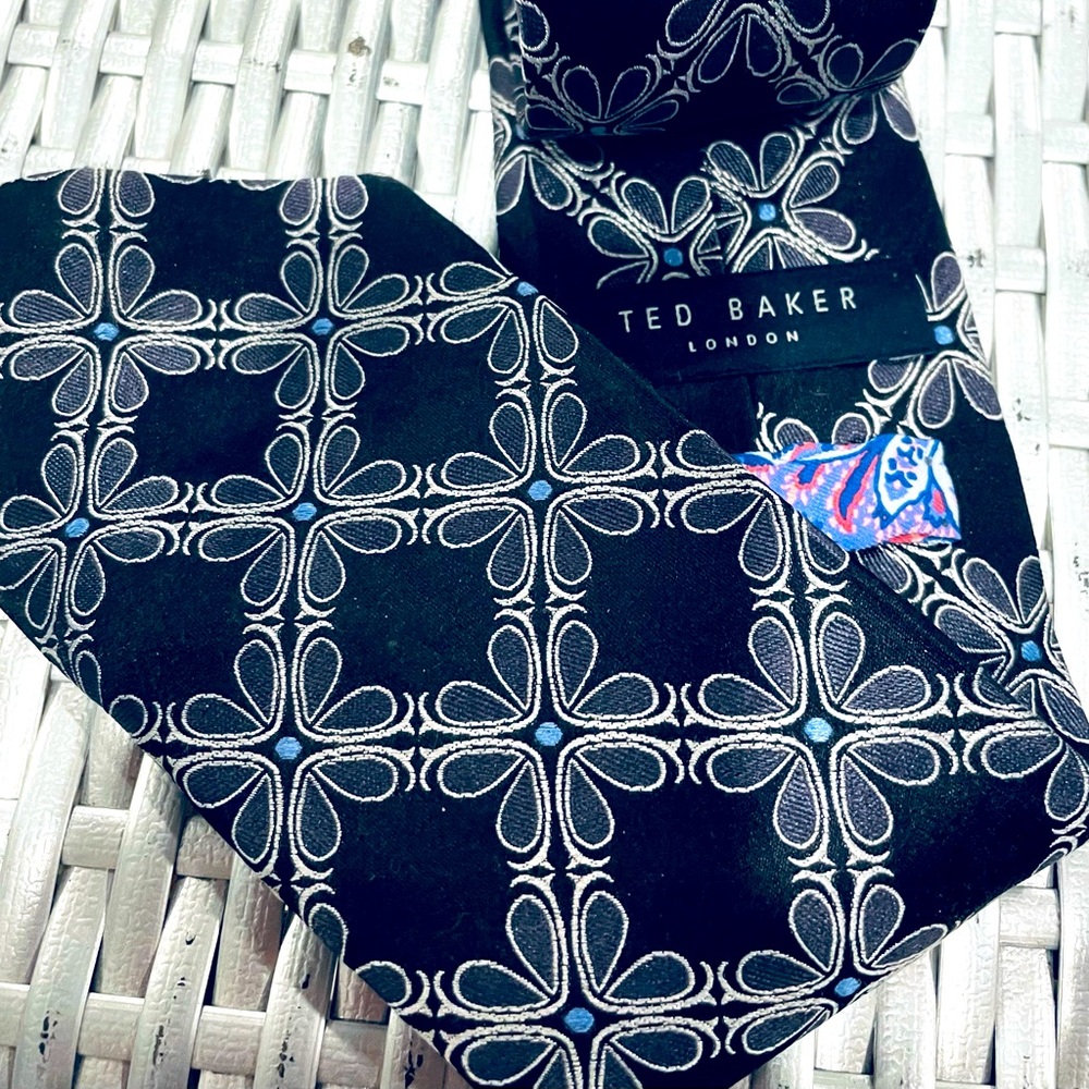 Ted Baker Tie Designer Paisley Style ~ NWOT